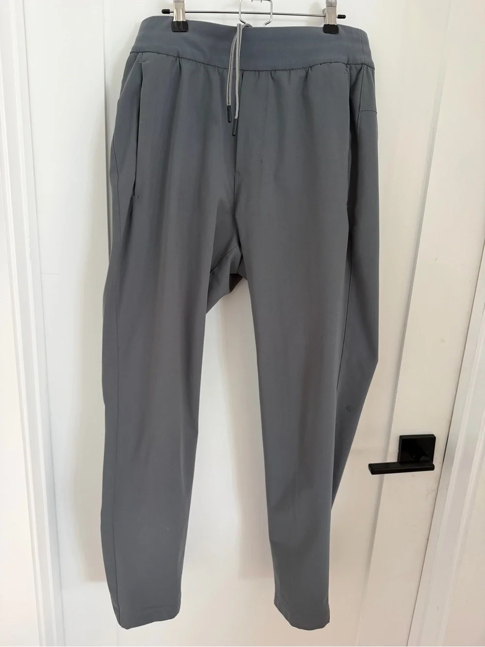 Lululemon Men's ABC Jogger Pants Asphalt Grey Size Small Pristine